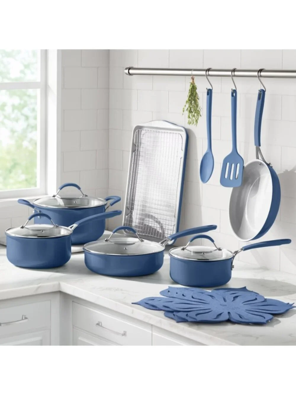 The Pioneer Woman Home Blue Sutton 17-Piece Non-Stick Aluminum Cookware Set